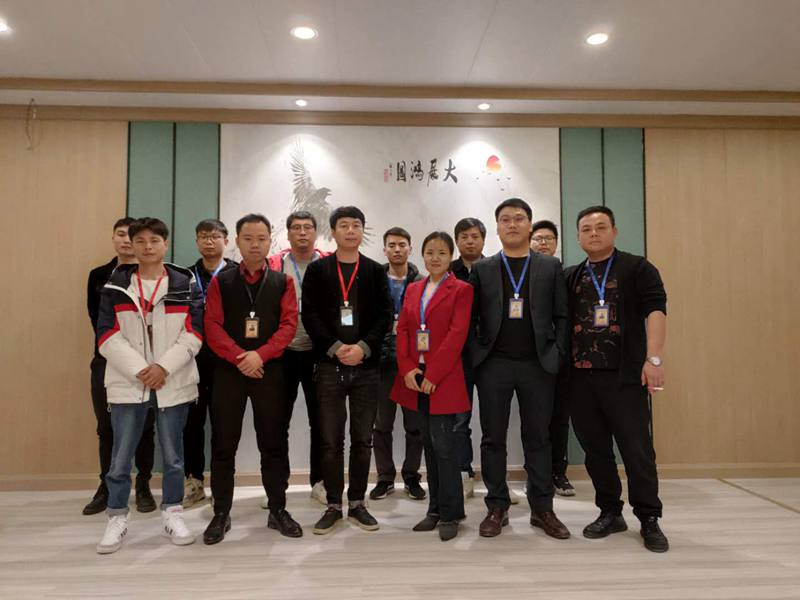 輕鋼別墅廠家的電話和地址是多少?(圖2) 睿婕輕鋼別墅團(tuán)隊