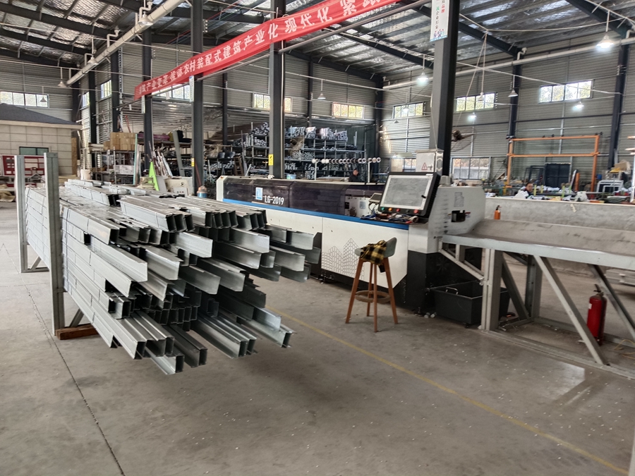 法國華僑代表團蒞臨睿婕輕鋼別墅工廠考察，探尋合作機會！(圖3)