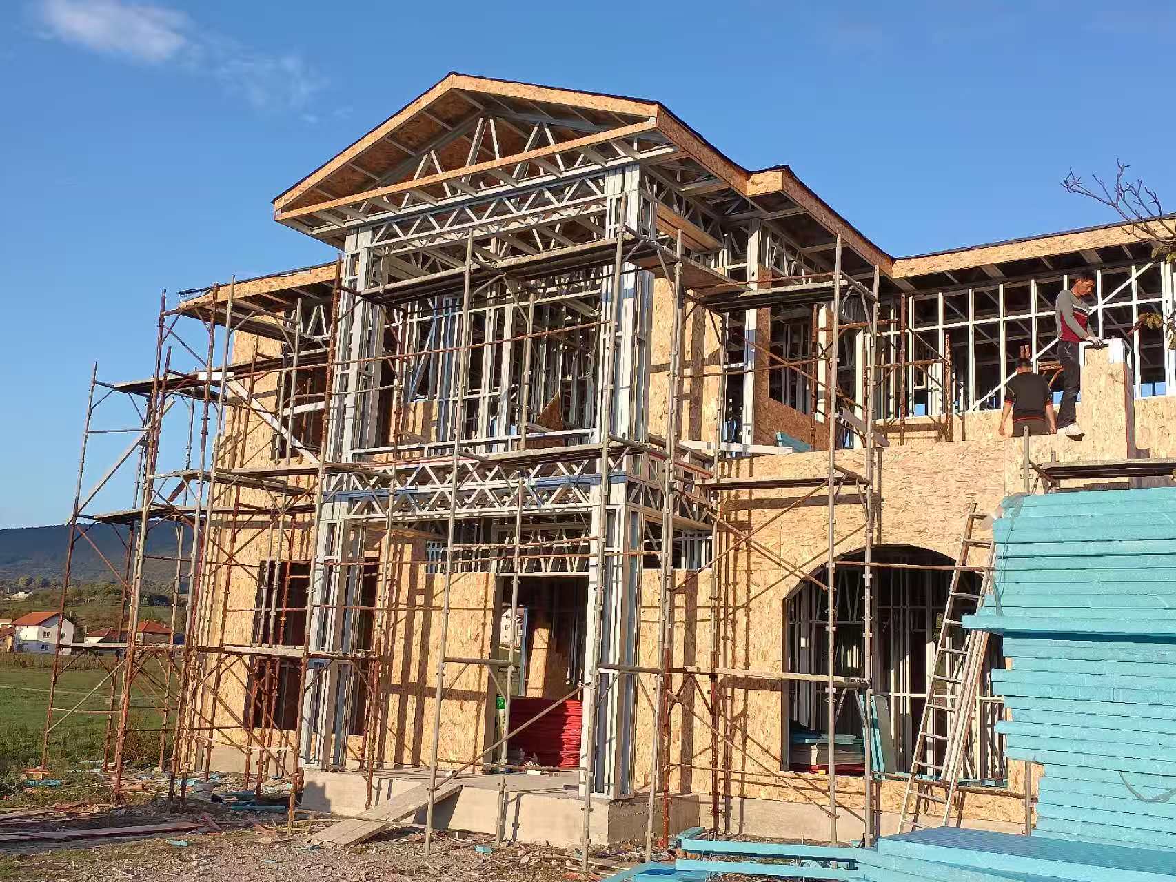 正在搭建的輕鋼別墅 正在搭建的輕鋼別墅